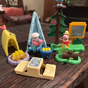 Peppa Pig Adventure Playset with Blue and Yellow Accessories